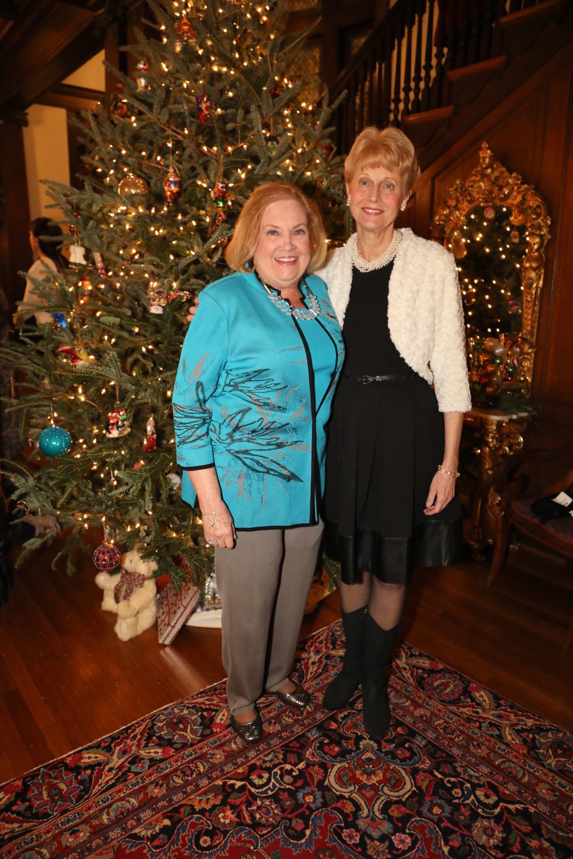 Betty Davidson, Chris Linnenbringer